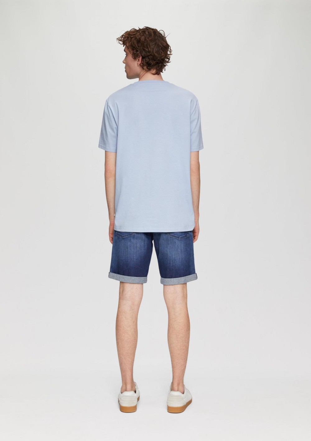 So Bluze Me Menge Te Shkurta 2405