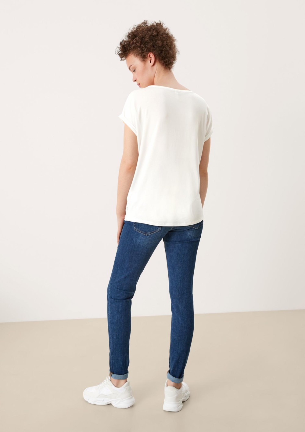 So Bluze Me Menge Te Shkurta 2501