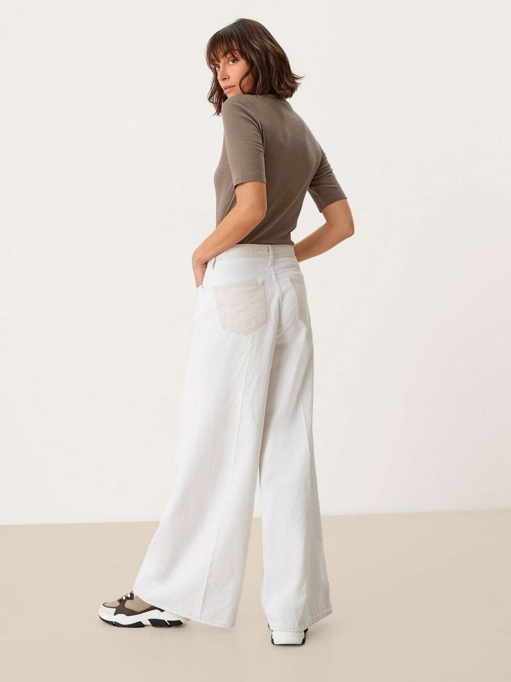 So Bluze Me Menge Te Shkurta 2204