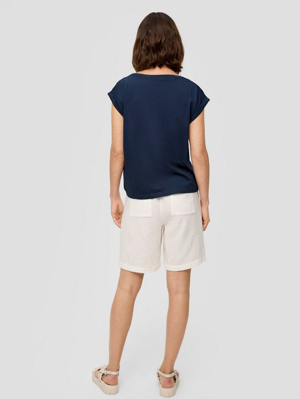 So Bluze Me Menge Te Shkurta 2406