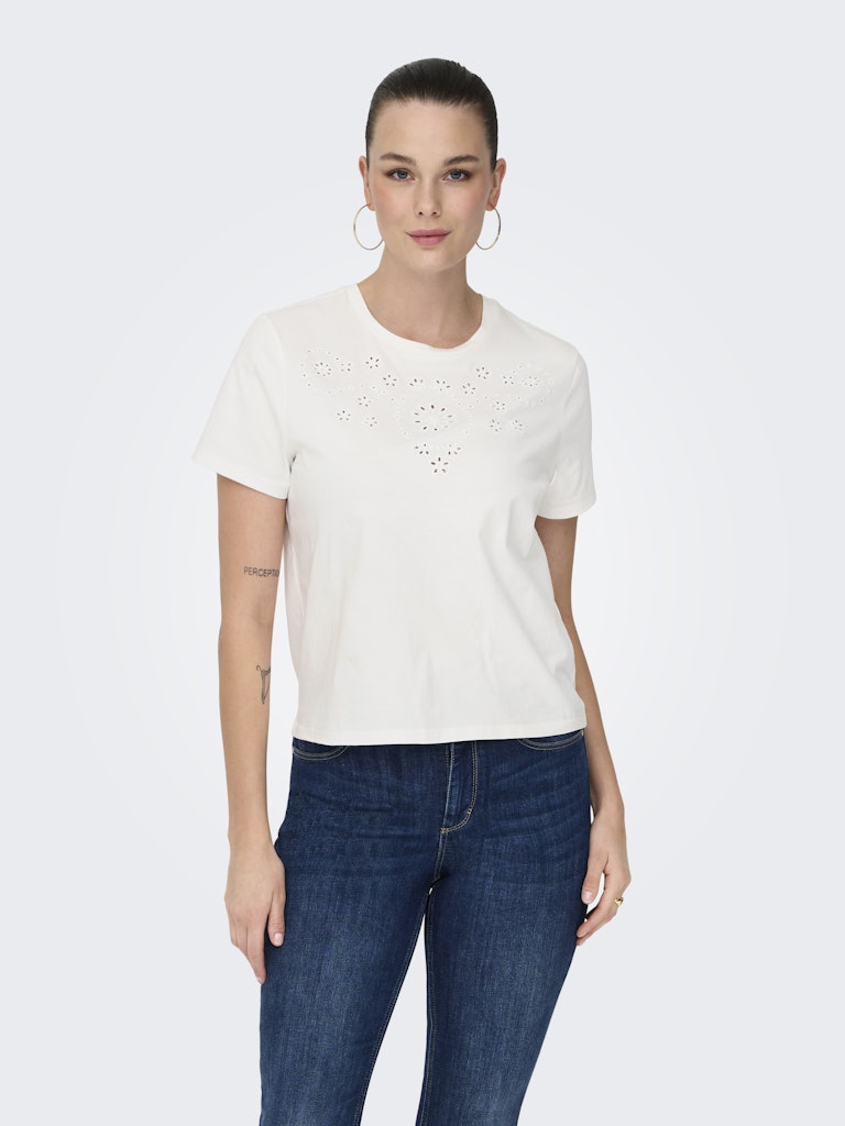 O Bluze Me Menge Te Shkurta 2503