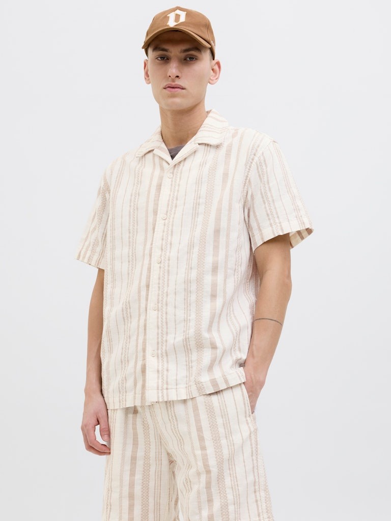 Jj Bluze Me Menge Te Shkurta 2504