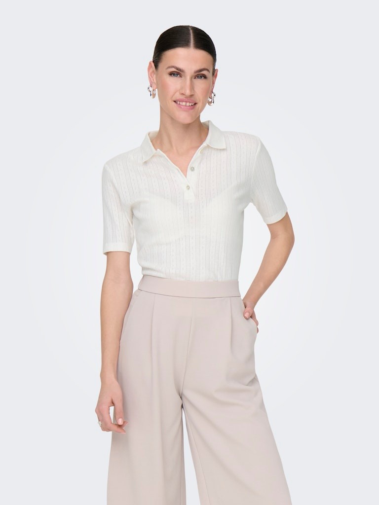 O Bluze Me Menge Te Shkurta 2504