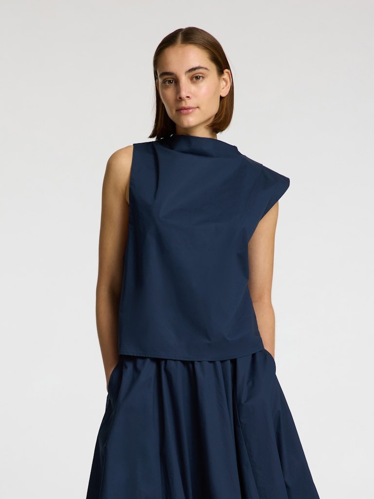 S Bluze Me Menge Te Shkurta 2506