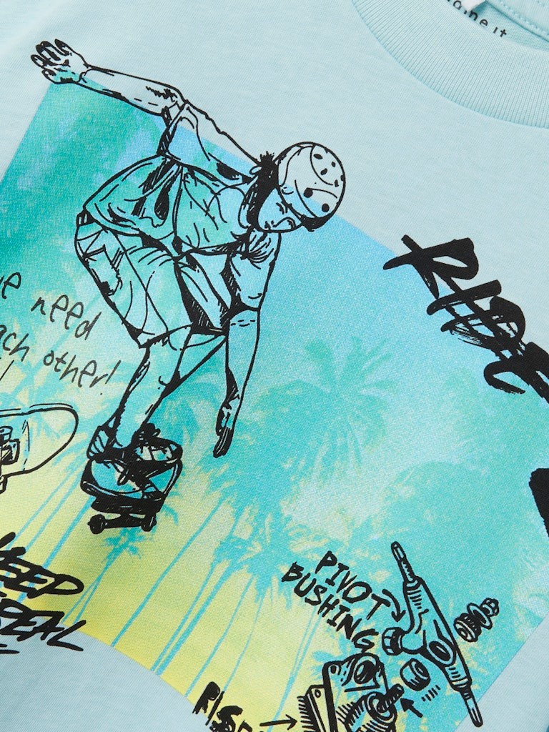 Ni Bluze Me Menge Te Shkurta 2501