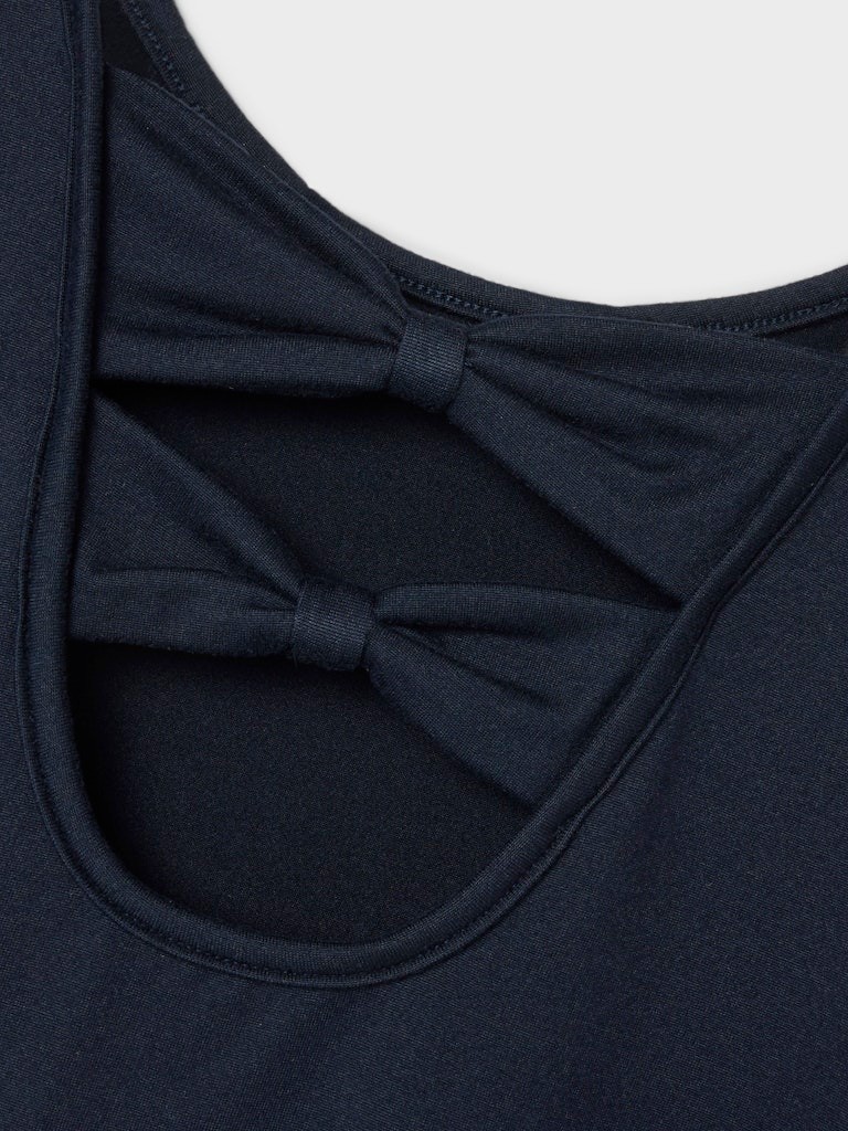 Ni Bluze Me Menge Te Shkurta 2501